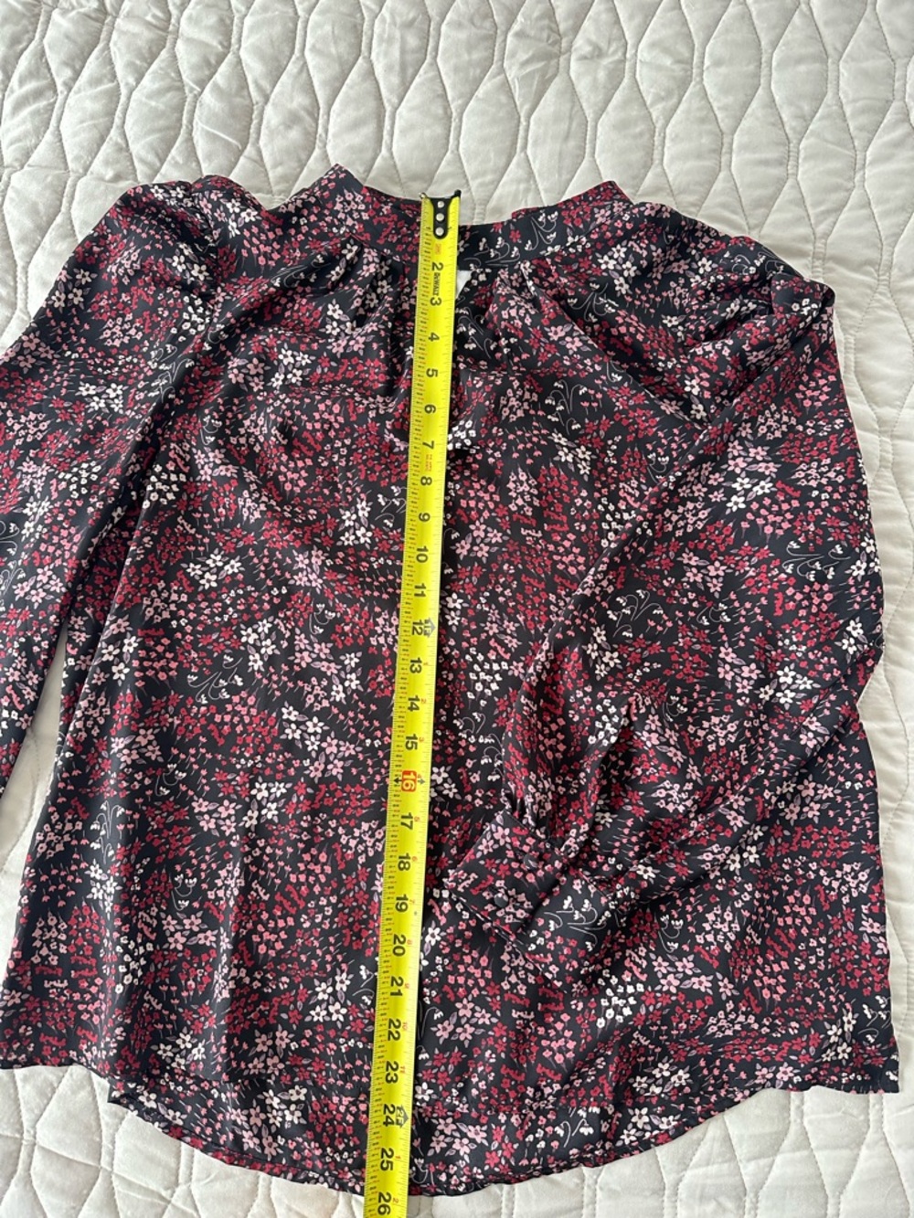 NWOT Ditsy Floral Mock Neck Long Sleeve Flowy Blouse Black Pink Boho Chic Sz L - Picture 5 of 9